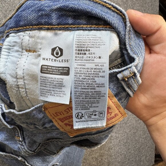 Levi's '94 Baggy Wide Leg Cutoff Shorts Women's 29 Y2K‎ Skater Grunge Mall Goth - Picture 5 of 8